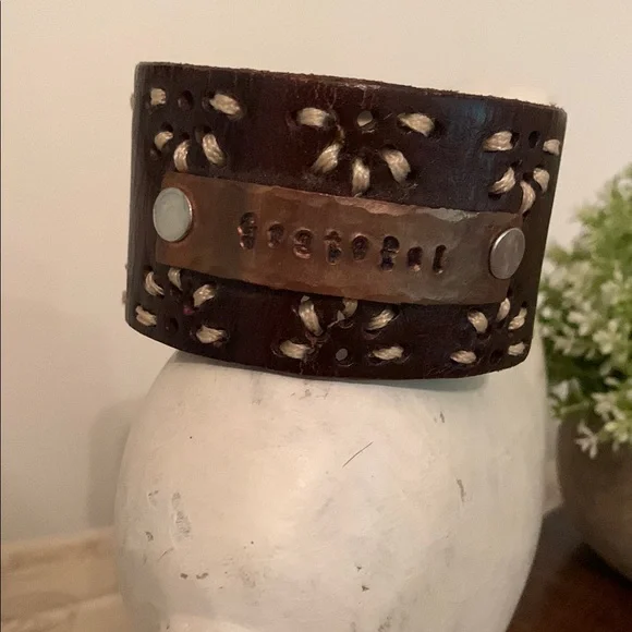Handcrafted Leather Cuff Bracelet with Intricate Cutout Design (Brown) - Picture 1 of 7